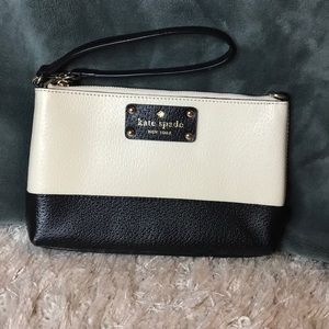 Kate spade wristlet